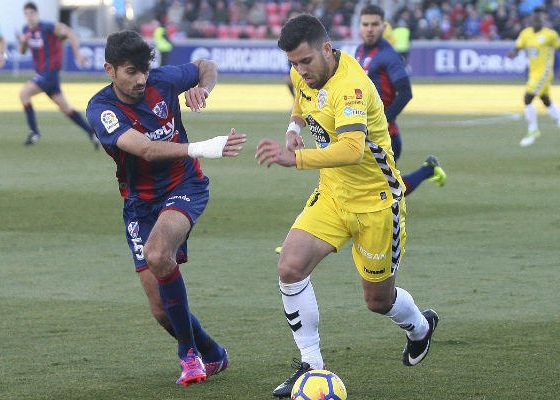 El Huesca, a por la victoria del ascenso; el Lugo, a aplazar la fiesta