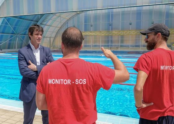El Ayuntamiento cierra la piscina de Hytasa tras el positivo por Covid de un monitor