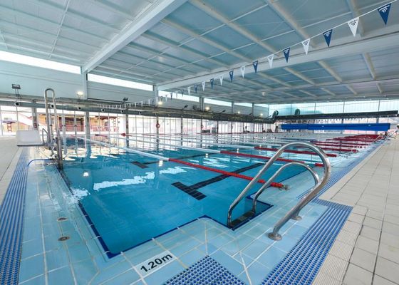 El Ayuntamiento de Sevilla mejora las instalaciones públicas para los deportistas y para la reactivación económica