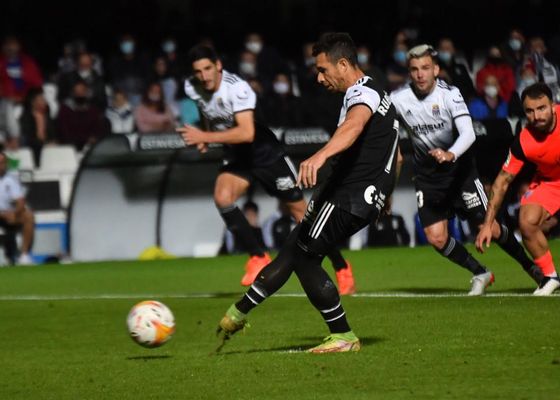 Rubén Castro, en la élite junto a Messi, Cristiano, Quini y Zarra