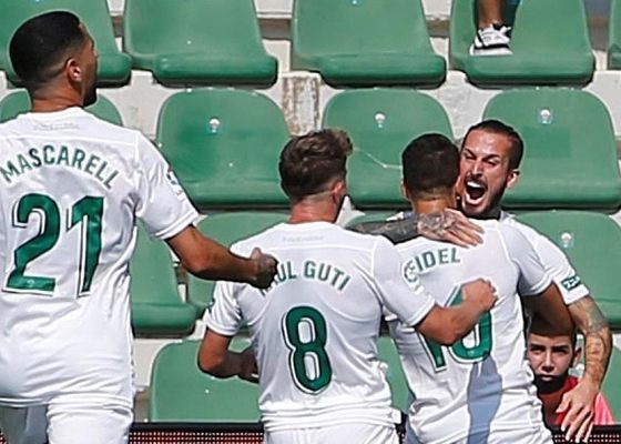 Benedetto confirma por qué no es hoy el delantero del Betis