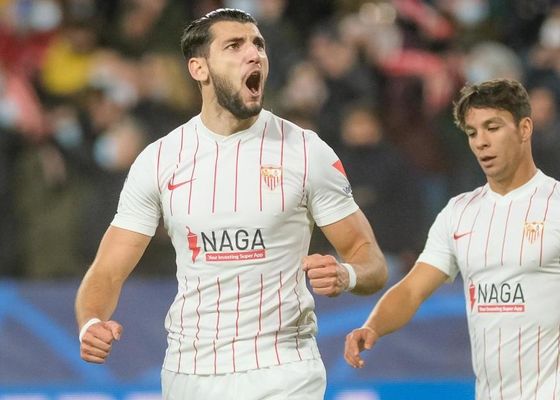 Rafa Mir se lo dedica a "los médicos y fisios", que le han ayudado "a jugar" hoy