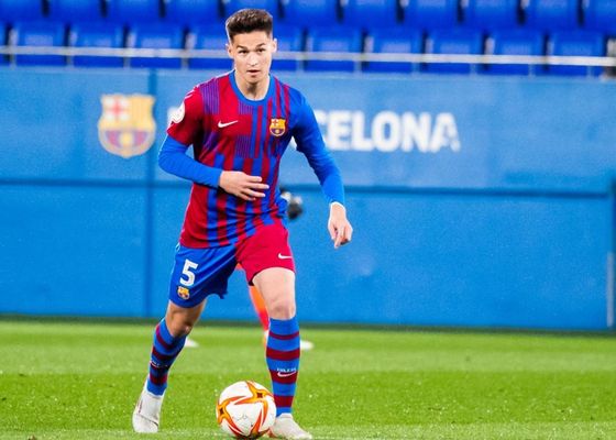 El Sevilla pone sus ojos en un central del Barça