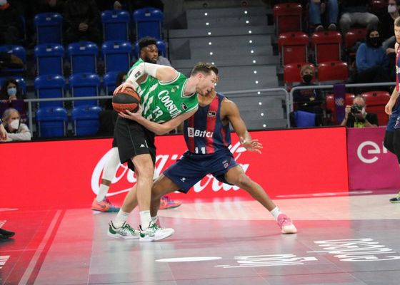 93-72: La mejor versión de Fontecchio ilumina al Baskonia frente al Betis