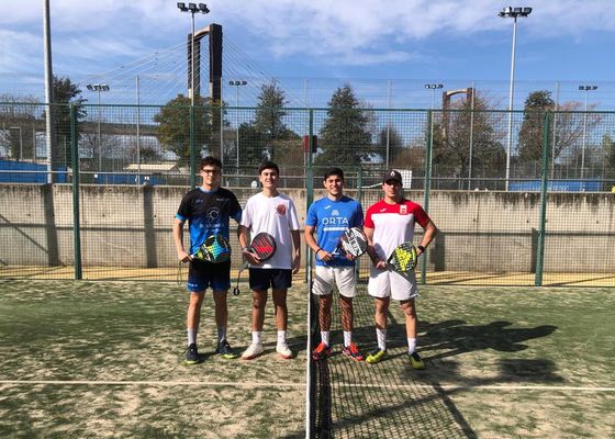 La pareja Torrescusa-Salvatierra se hace con el I Torneo de Pádel 2022 del SADUS