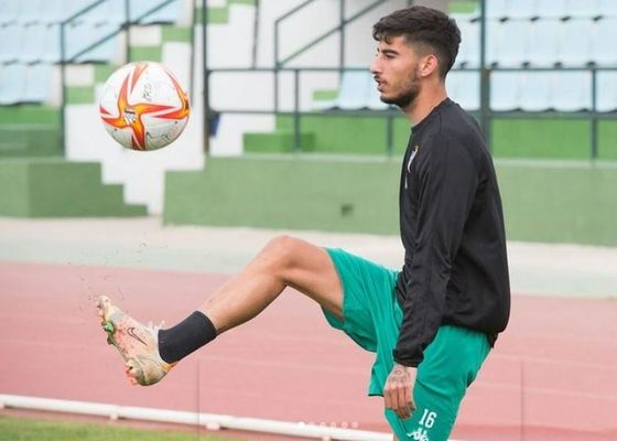 Fulminado en el Betis, resurge en el San Fernando y ahora lo quiere el Córdoba de Juanito