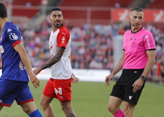 Una de cal y otra de arena en la designación arbitral para el Real Sociedad B - Almería