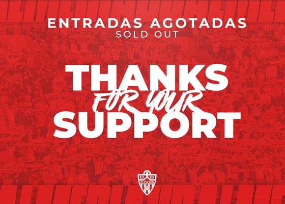 Lleno para el posible partido del ascenso del Almería a Primera... con lío por las entradas