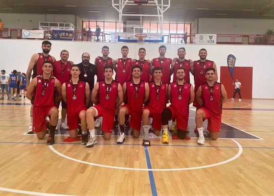 La Universidad de Sevilla, subcampeona de los CEU de Baloncesto 2022