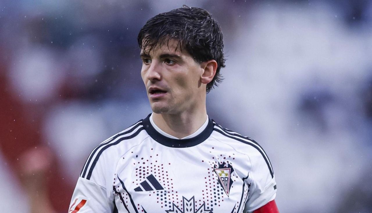 Riki Rodríguez firma con el Deportivo y reforzará el centro del campo desde verano