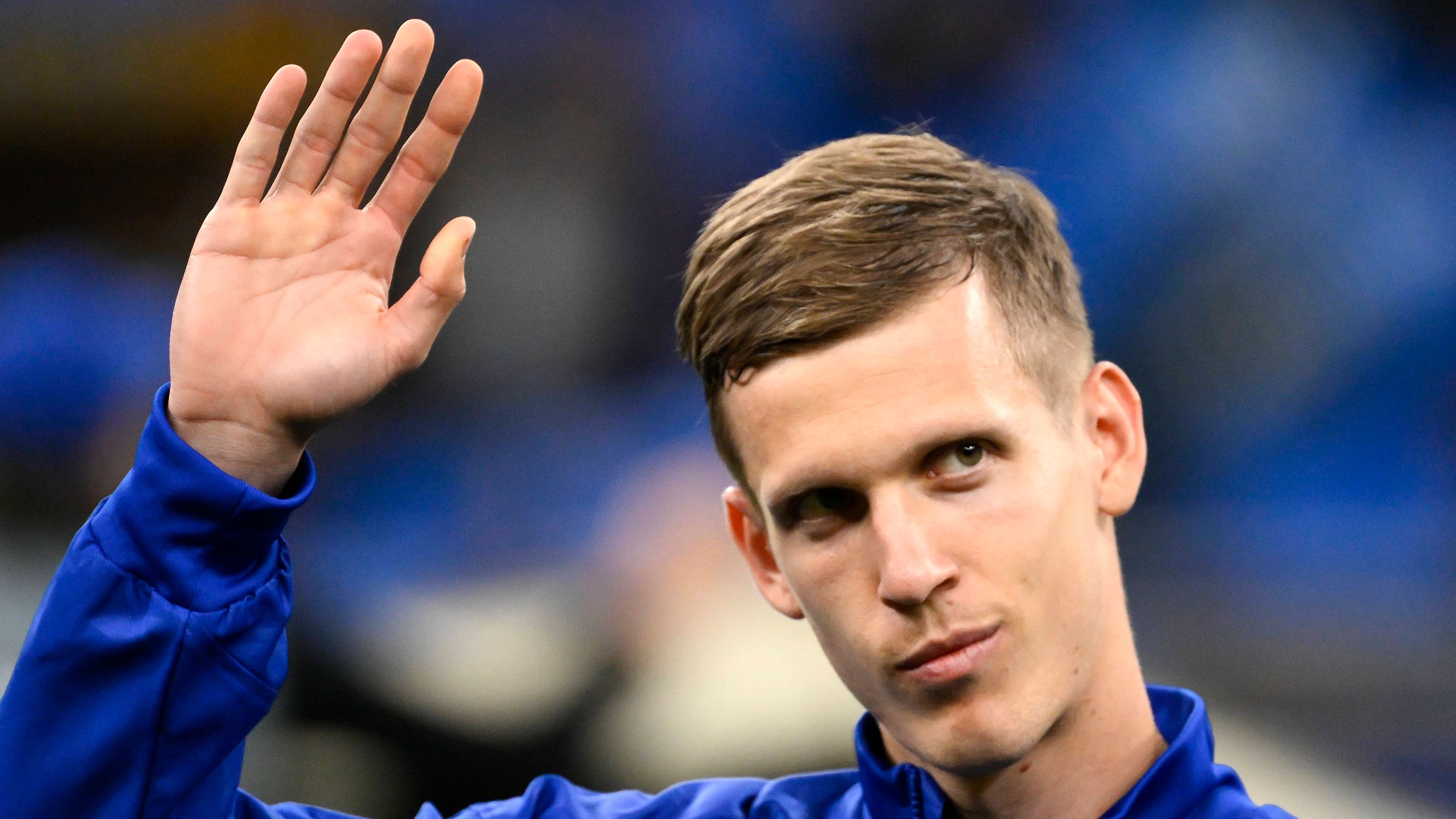 Dani Olmo le cierra la puerta a un grande de la Premier League