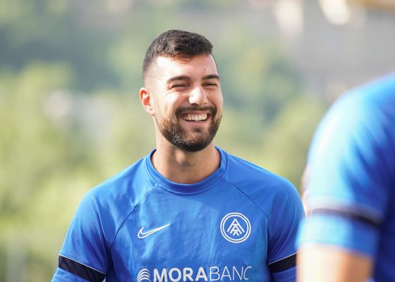 El Tenerife trata de 'birlar' un fichaje al Sporting de Gijón