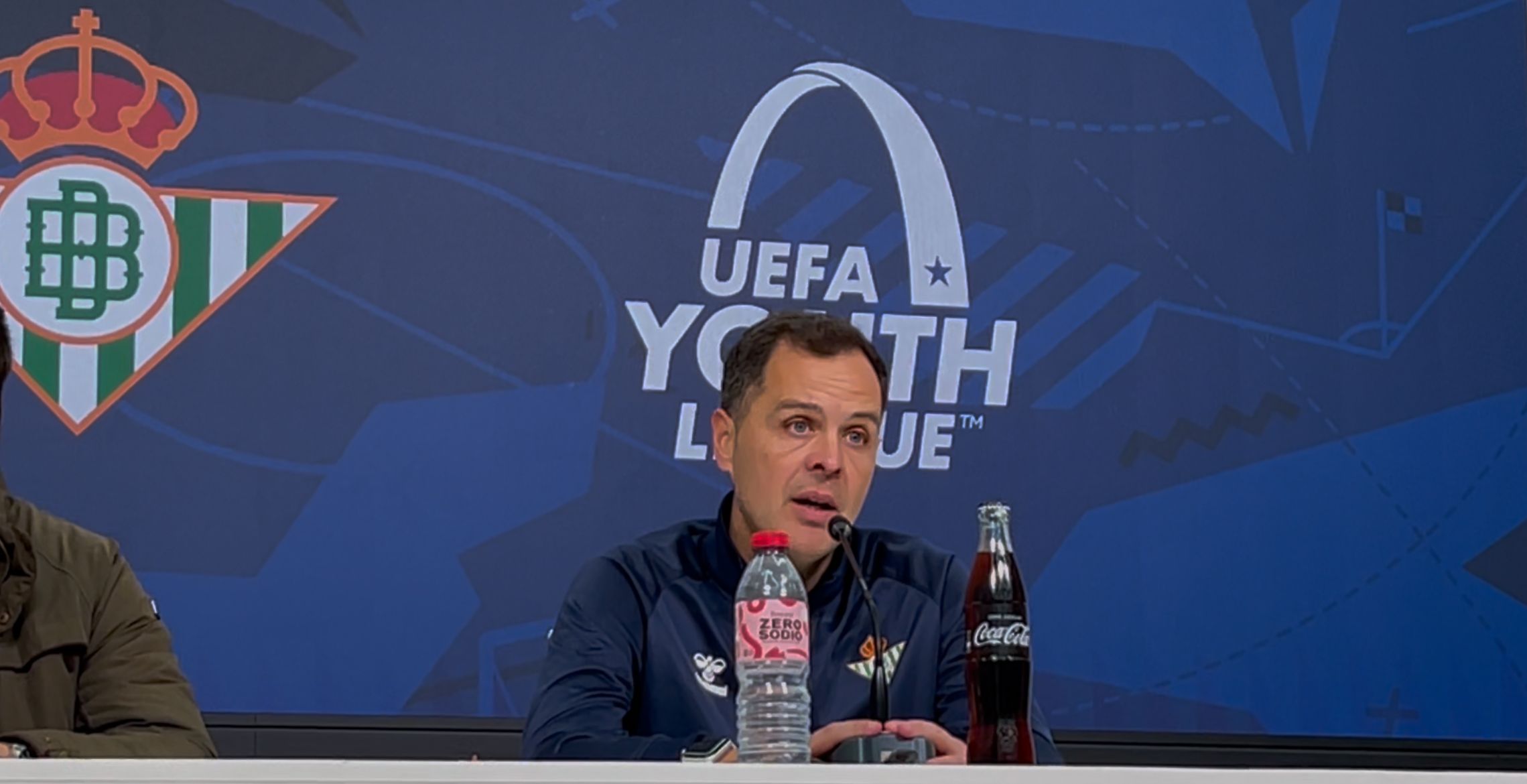 Fragoso carga contra el Bayern de Múnich: “Nos faltaron el respeto, sacaron cortes de manga y se rieron de nosotros”