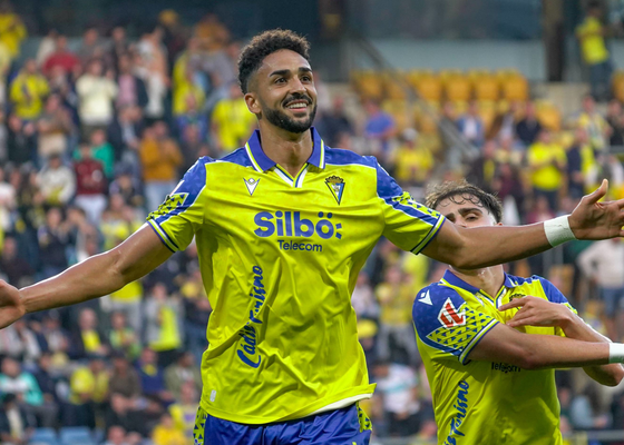 Chris Ramos saldría del Cádiz rumbo a Brasil para firmar por Botafogo