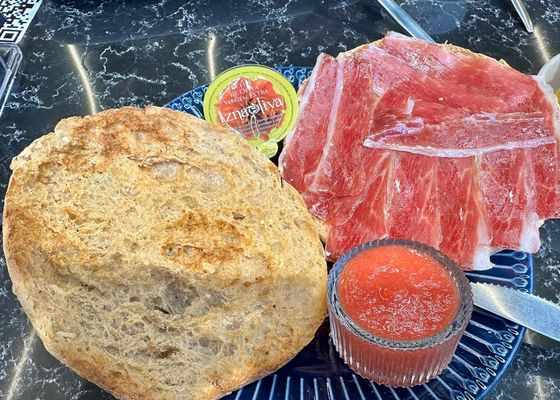 Ni en Colombia ni en Francia, el mejor pan del mundo está en Sevilla 