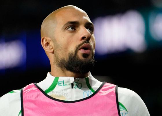 El escenario ideal para la continuidad de Sofyan Amrabat: lo que piensan todas las partes