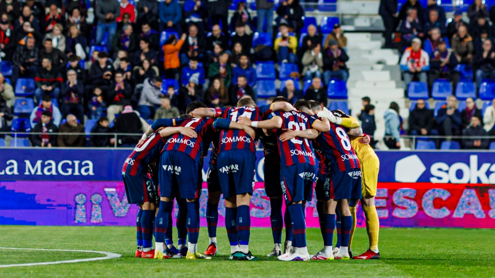 El Huesca explota y habla de "evidente alteración de la competición" tras la polémica ante el Almería