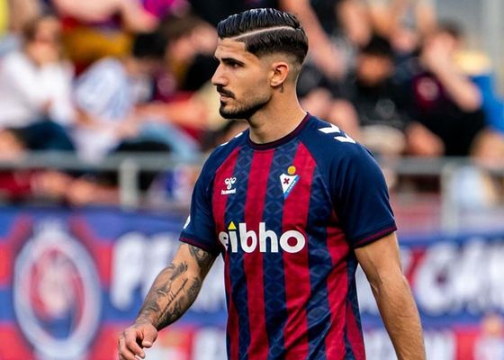 Sondea el fichaje de Juan Berrocal
