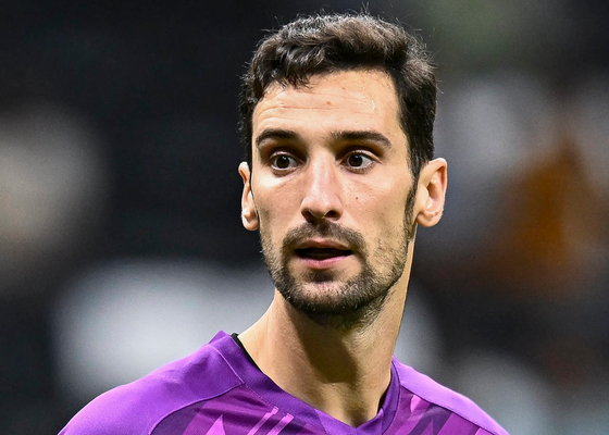 Sergio Rico se prepara al máximo esperando su próximo destino: "Podría jugar perfectamente tanto en Primera como en Segunda"