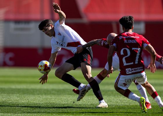 Sevilla Atlético 0-1 Real Murcia: Procesión de Viernes Santo en pleno Domingo de Ramos