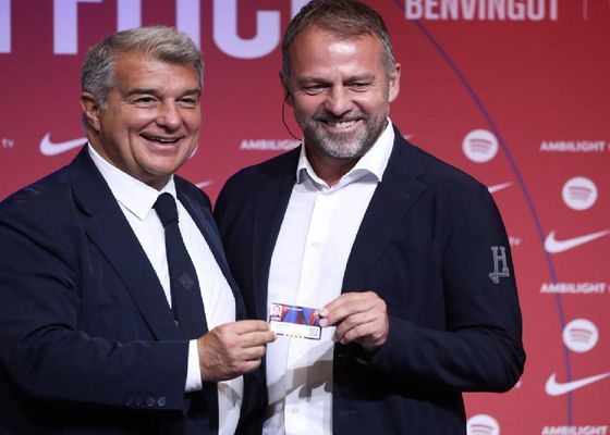 El primer premio para Hansi Flick