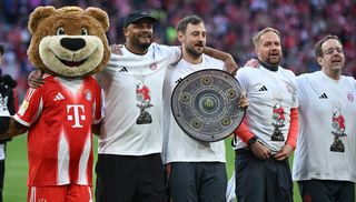 El Bayern Múnich se proclama campeón de la Bundesliga y apunta al triplete