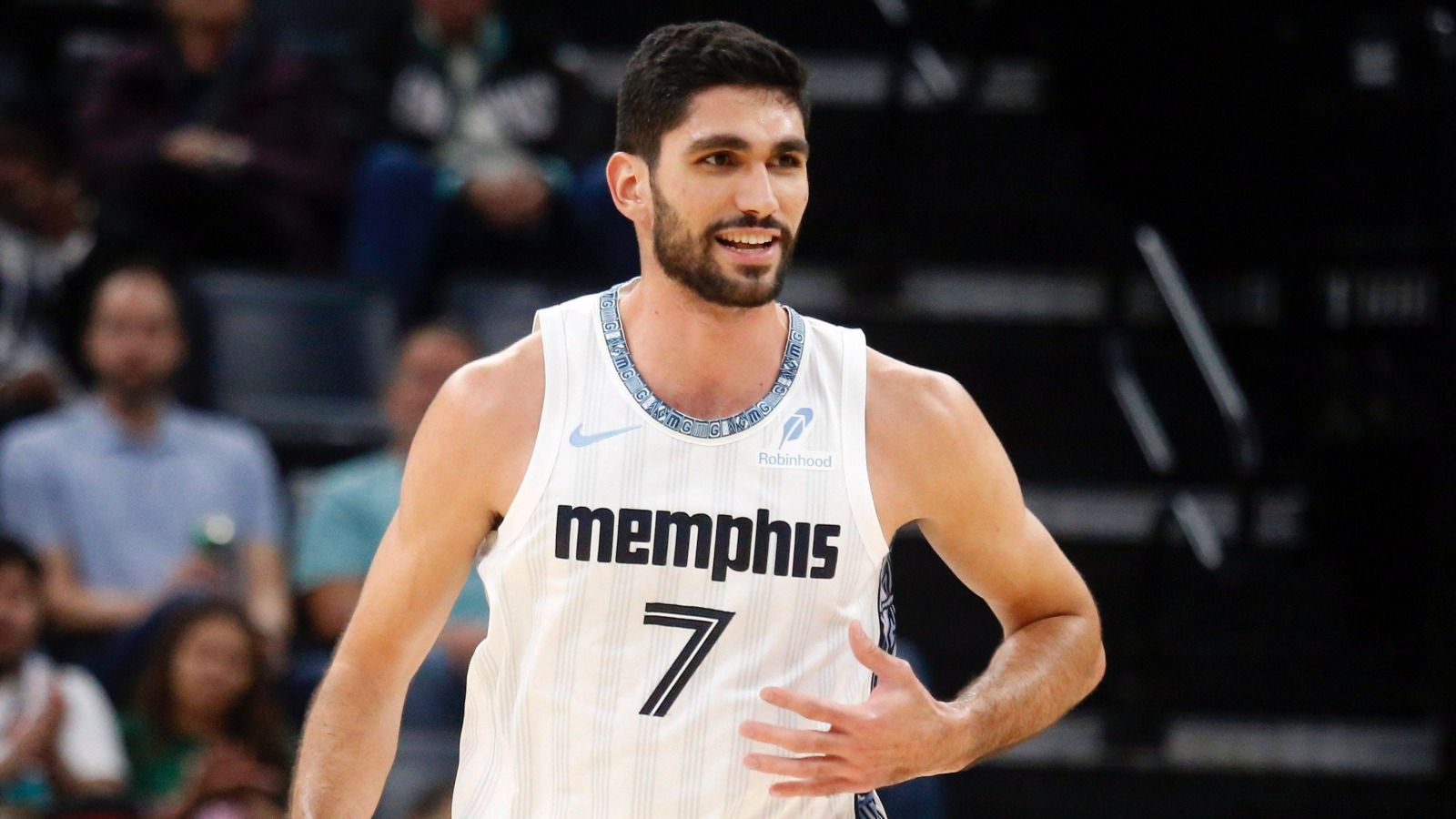 Fiesta española en la NBA: Santi Aldama revienta su récord anotador y Hugo González lidera a los Celtics