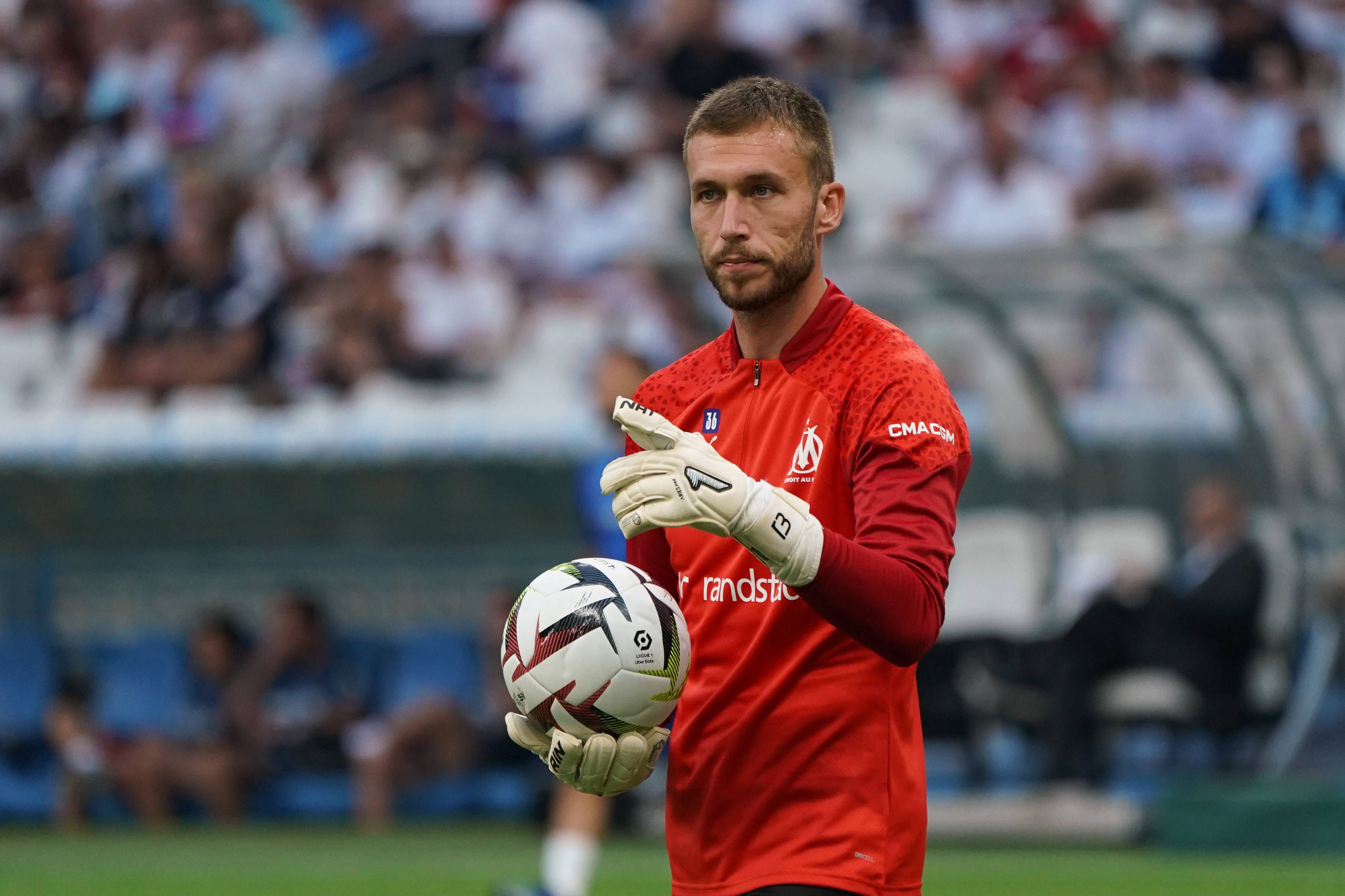 El Girona cubre la baja de Ter Stegen y alcanza un acuerdo por el fichaje de Rubén Blanco