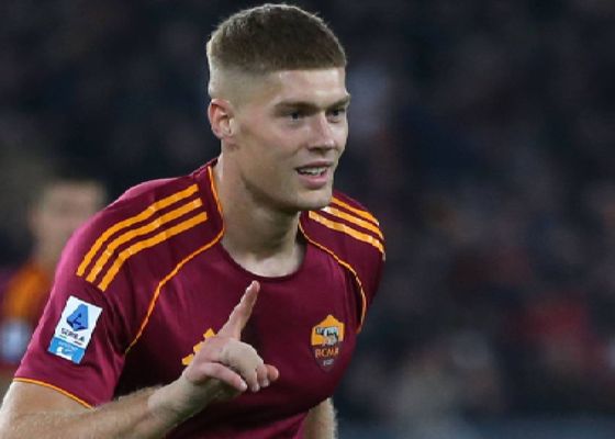 La Roma abre la puerta a la salida de Artem Dovbyk: la Premier, atenta