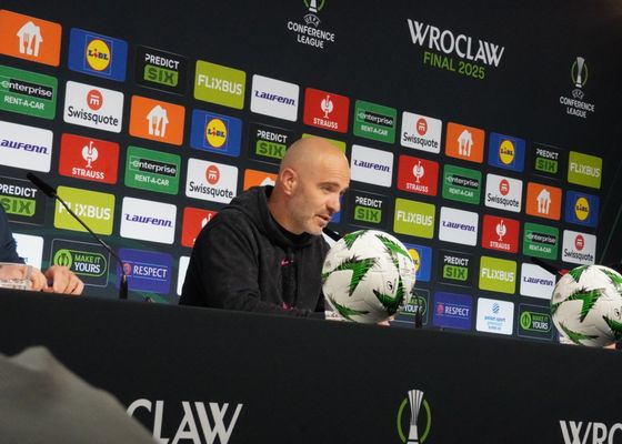 Maresca 'pasa' de derbis y responde a Isco: "Con dinero no se ganan partidos"