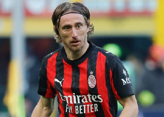 Modrić no envejece y sigue asombrando: "Puede jugar con un cigarro en la boca"