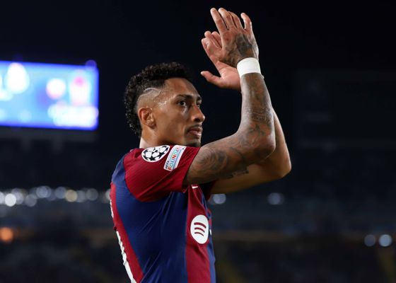 Raphinha acusa a Xavi Hernández