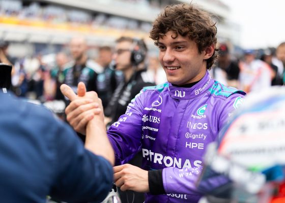 Antonelli reina en Miami, Carlos Sainz suma y Fernando Alonso progresa adecuadamente