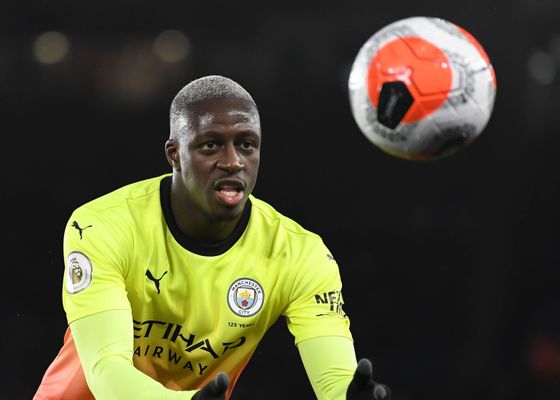 Benjamin Mendy jugará esta temporada en el Pogon Szczecin de la Primera división de Polonia