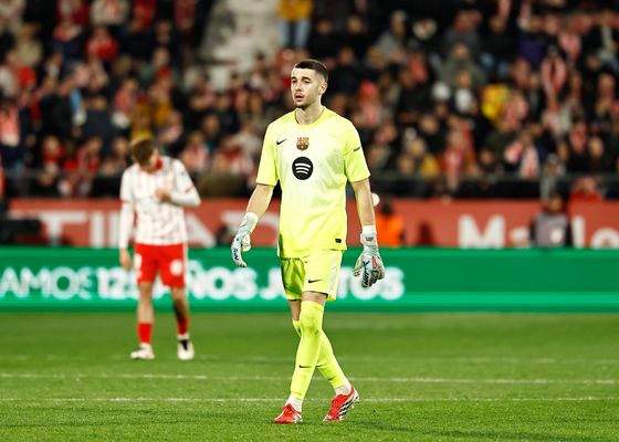 Joan García 'amenaza' a Unai Simón y avisa a Luis de la Fuente: "Representar a tu país en un Mundial es lo máximo"