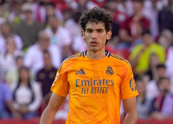 El nuevo equipo de Jesús Vallejo