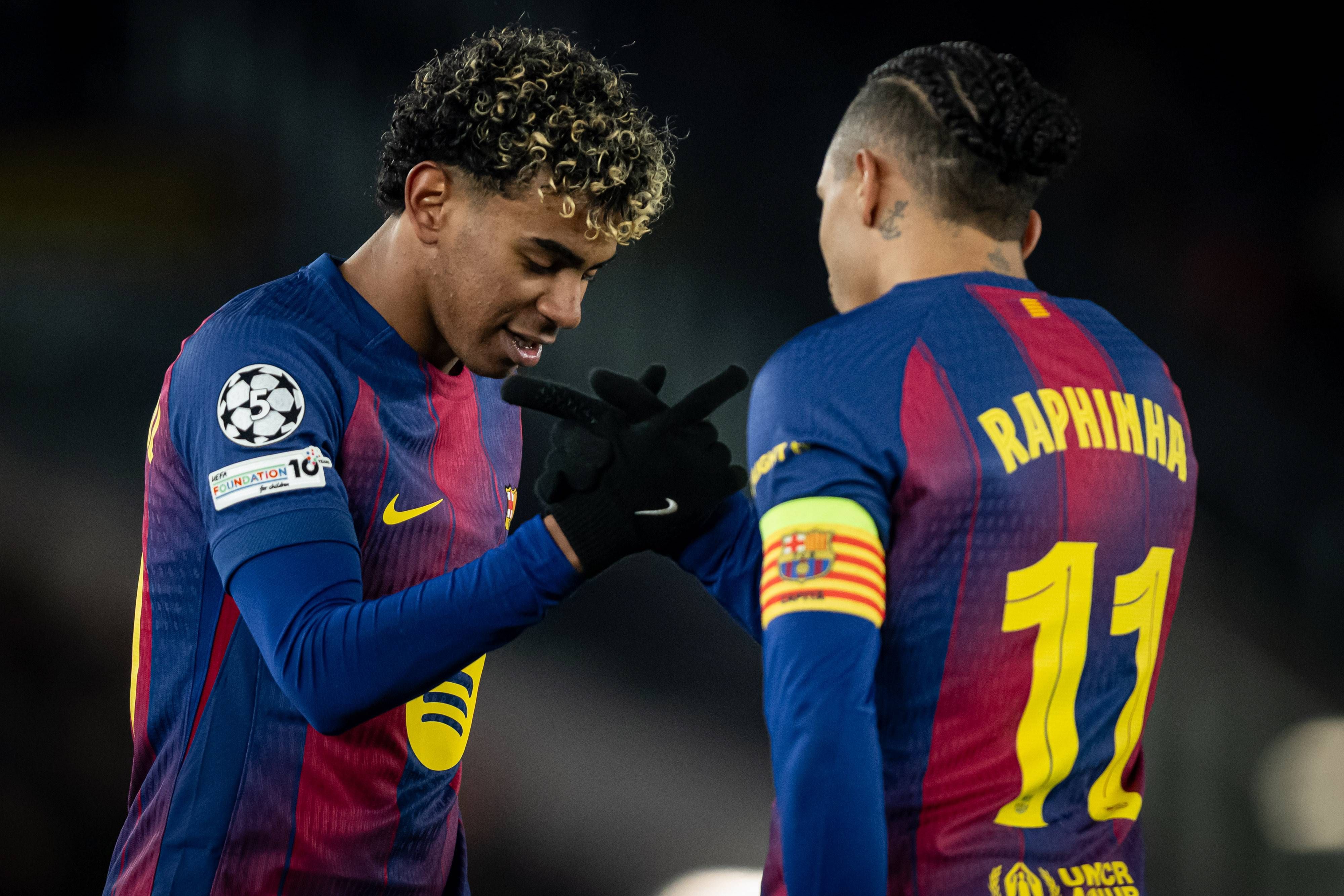 Así queda la clasificación de la Champions League tras la victoria del FC Barcelona y la derrota del Real Madrid en la última jornada de la competición europea