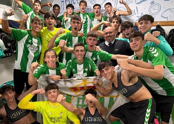 La última maravilla de Tiago Polo, jovencísimo canterano que invita al Betis a frotarse las manos