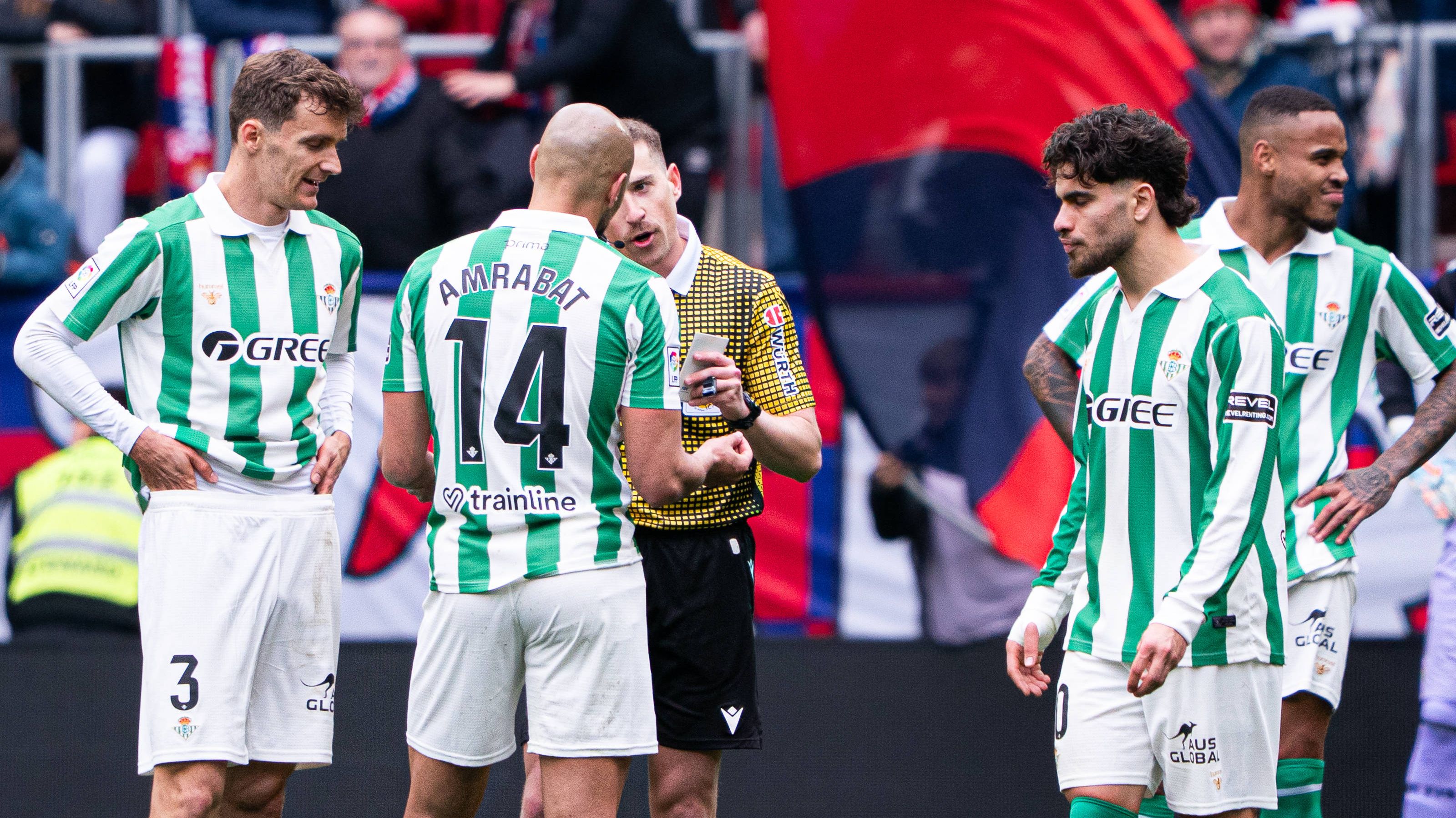 Diego Llorente: "Es frustrante que se premie tocar antes el balón sin ninguna intención de jugar"