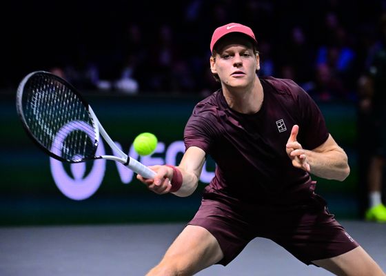 Sinner se postula para el Masters 1000 de París y Zverev da el susto