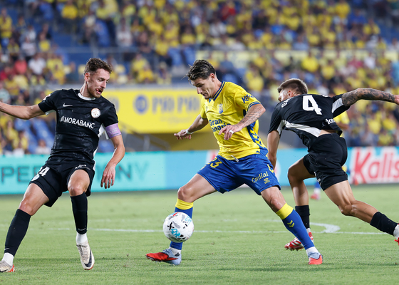 Así queda la clasificación de LaLiga Hypermotion tras el triunfo del Cádiz y los tropiezos de Las Palmas y Real Zaragoza