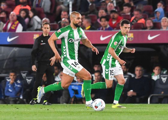 El análisis táctico del Barcelona-Betis: Un pequeño caos que acabó solucionando Isco