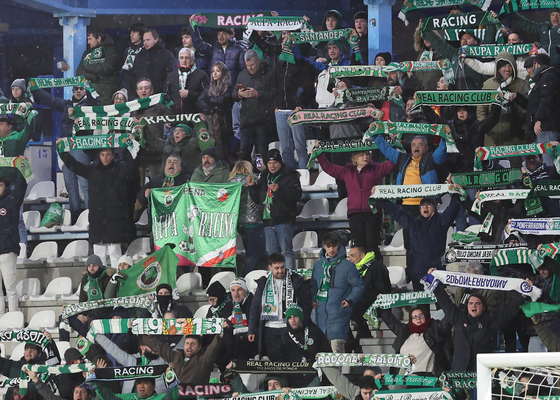 El Racing de Santander rechaza el ofrecimiento del Huesca