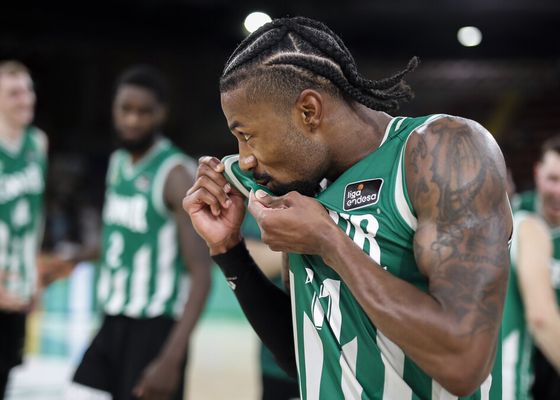 El Betis y Shannon Evans, más cerca