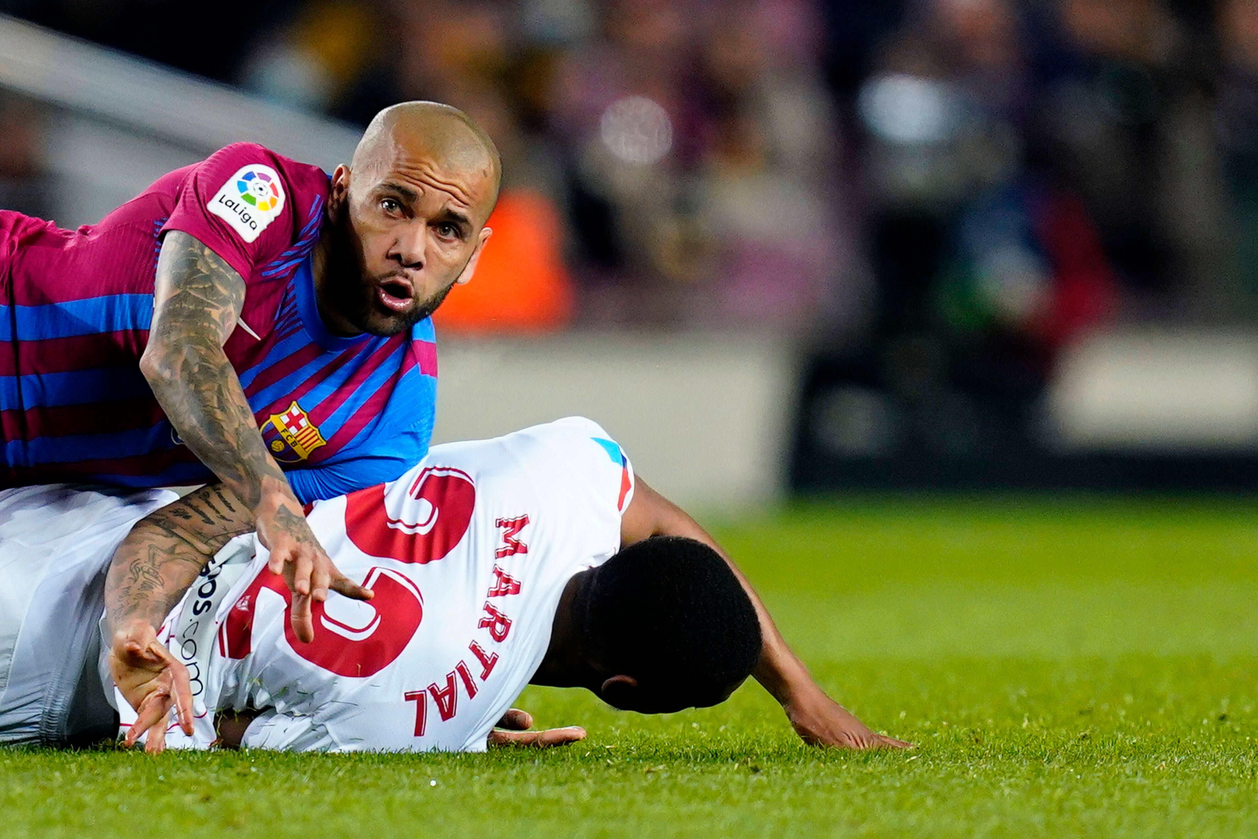Antonio Fernández: "Pedí autorización para cenar con Dani Alves; el Real Madrid y la Juventus lo estaban siguiendo muy de cerca"