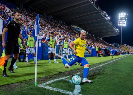 Ontiveros entra paso a paso en los planes de Gaizka Garitano