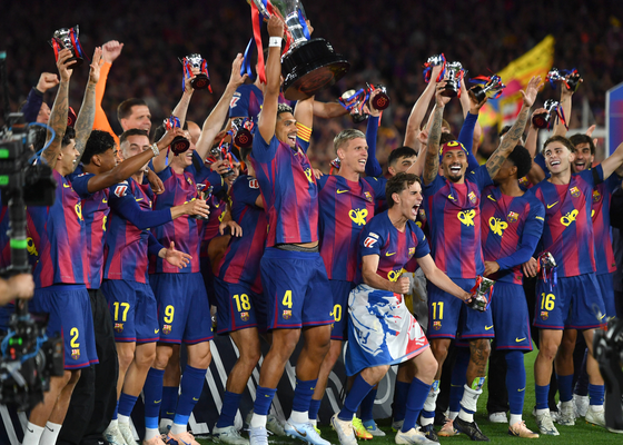 La afición del Barcelona 'se lleva' al Real Madrid del Camp Nou a la plaza Cataluña