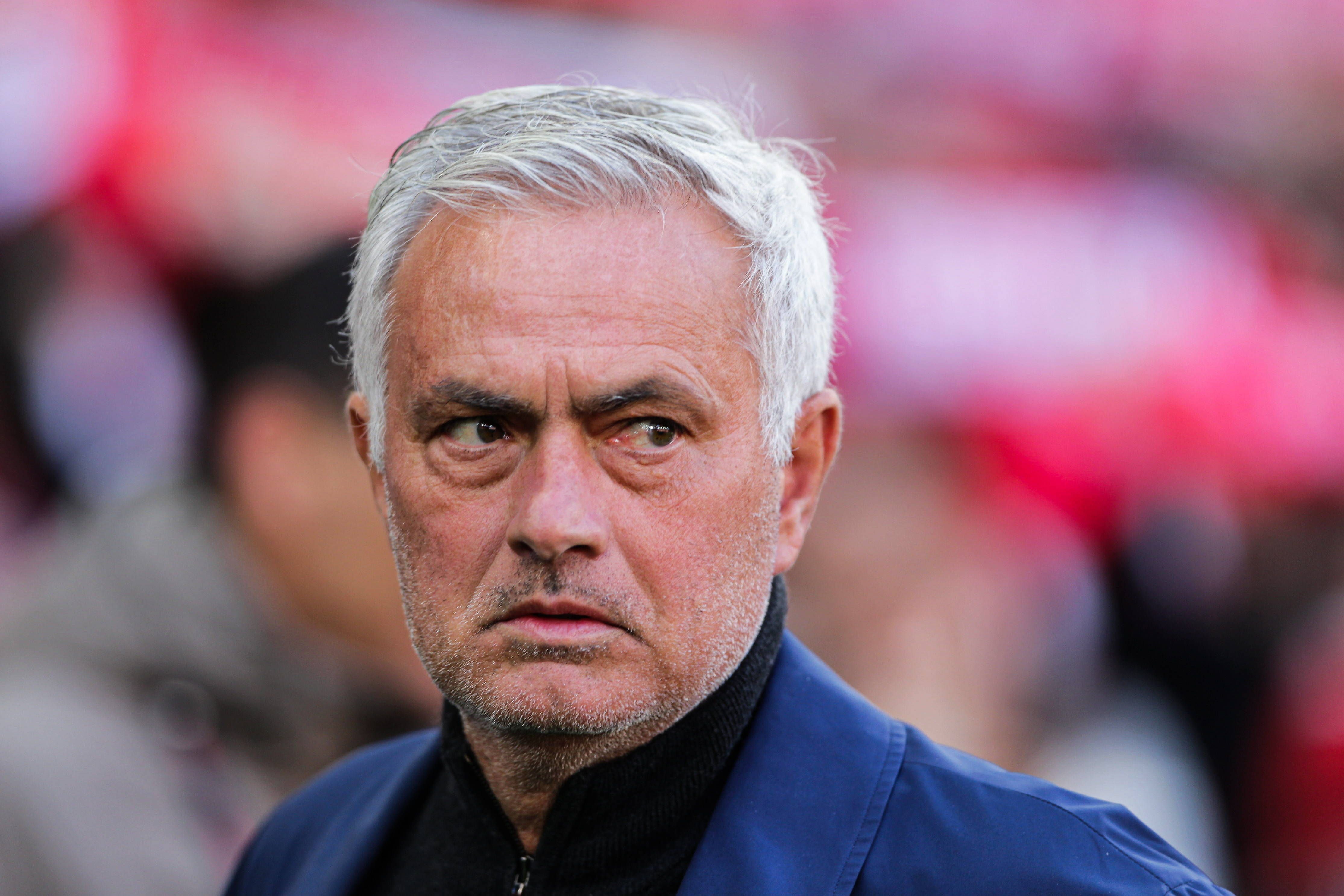Mourinho deja clara su decisión y espera movimientos del Benfica