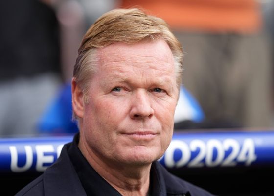Koeman olvida a De Jong y saca pecho