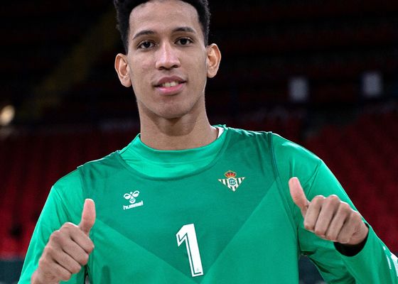 Tyson Pérez, fuerza interior para el Betis